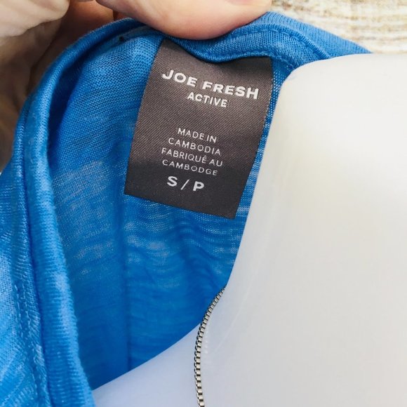Joe Fresh Soft Blue Tee with Floral Pattern size small - Picture 5 of 5